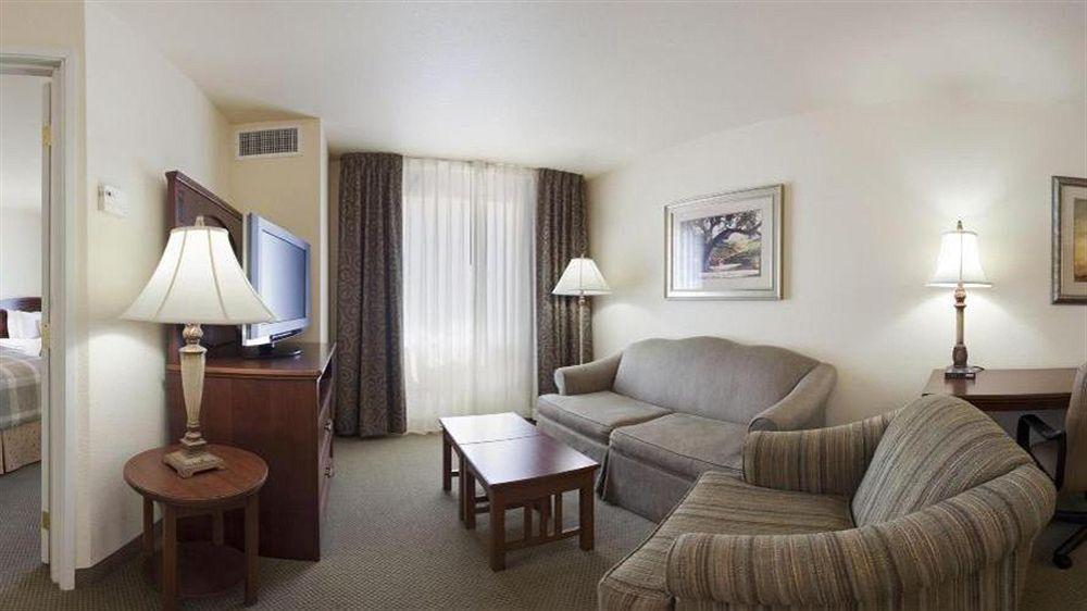 Staybridge Suites Sacramento Airport Natomas, An Ihg Hotel Kültér fotó